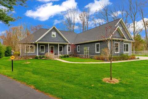 3905 Lakeshore, Lexington, MI 48450