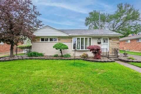 876 Crest, Mount Clemens, MI 48043