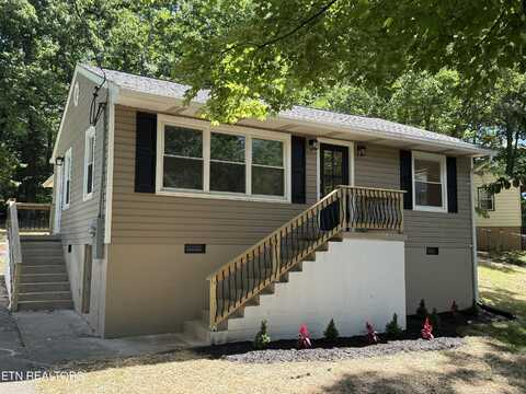 1808 Houstonia Drive, Knoxville, TN 37918