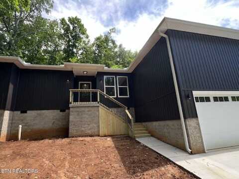110 Stone Rd, Knoxville, TN 37920