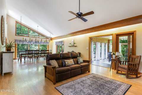 11104 POPLAR RIDGE Rd, Knoxville, TN 37932