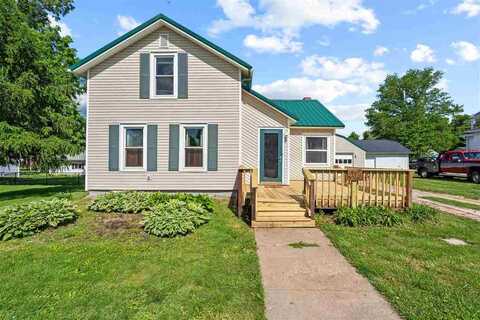405 6th Ave, Clarence, IA 52216
