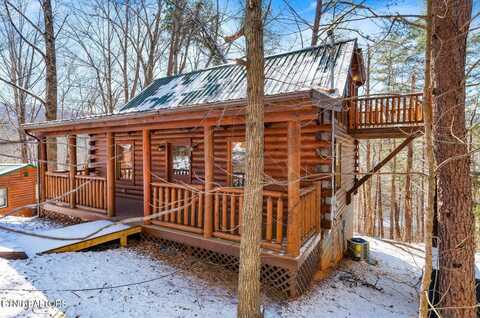 1304 Pine Tr, Sevierville, TN 37876