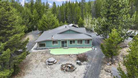 18142 Highway 58, Crescent Lake, OR 97733