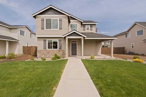 752 NW 27th Street, Redmond, OR 97756