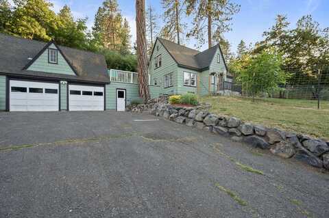 1027 Lakeshore Drive, Klamath Falls, OR 97601