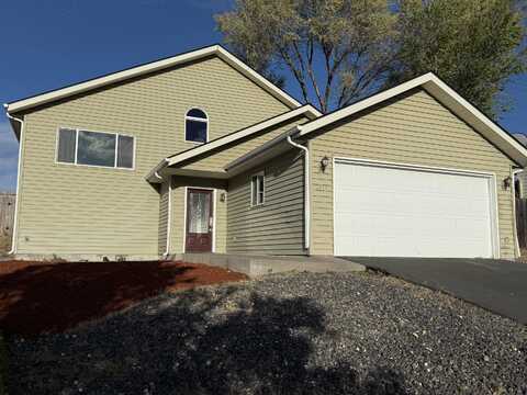 2330 James Martin Court, Klamath Falls, OR 97601