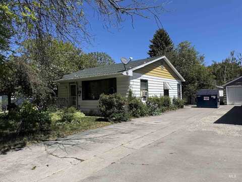 126 Taylor Street, Twin Falls, ID 83301
