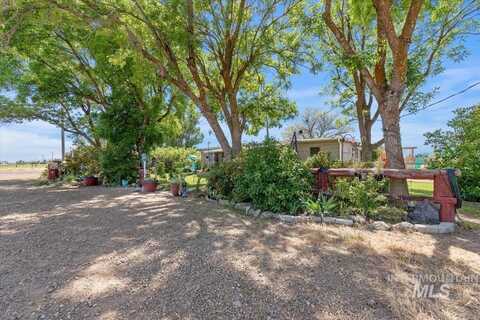 764 Nw Beaman St, Mountain Home, ID 83647