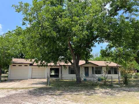 899 B Harper Rd, Kerrville, TX 78028