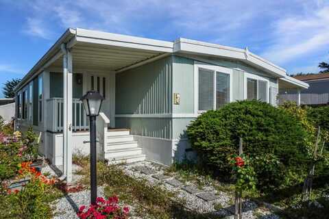 7 Seashell CIR 7, HALF MOON BAY, CA 94019