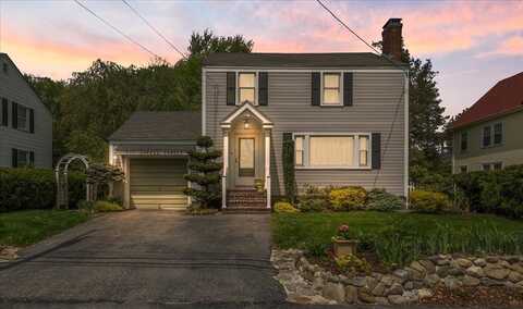 501 Lowell St, Methuen, MA 01844