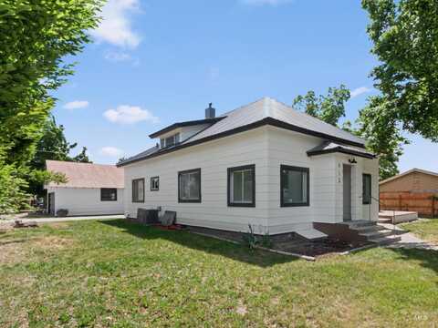 612 N 4th Street, Parma, ID 83660