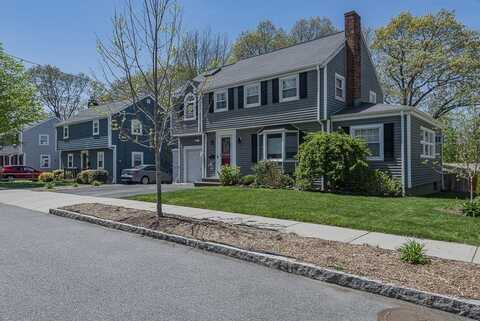 17 Woodcliff Road, Quincy, MA 02169