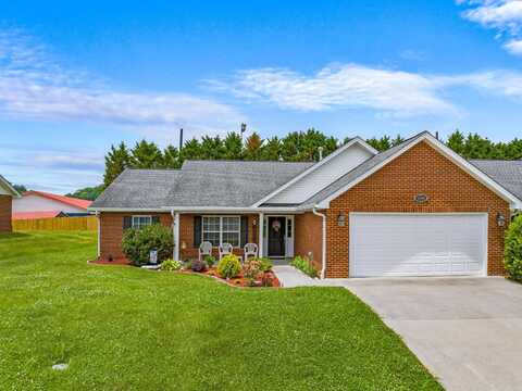 1046 Patriot Landing Drive, Dandridge, TN 37725
