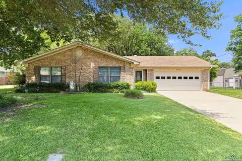 2605 REDBUD ST., Kilgore, TX 75662
