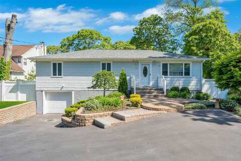819 Townline Road, Hauppauge, NY 11788