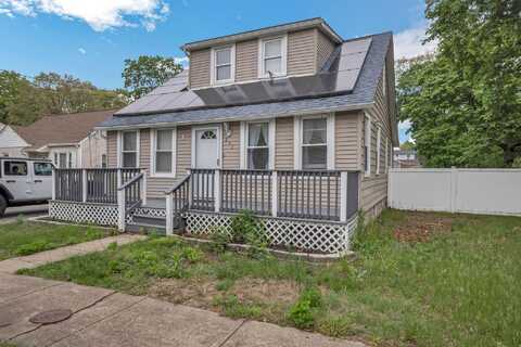 253 N 3rd Avenue, Bay Shore, NY 11706