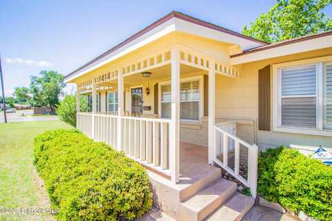 1414 E Lons Street, Brownfield, TX 79316