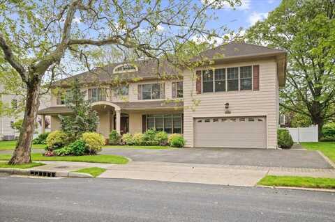 525 Green Place, Woodmere, NY 11598