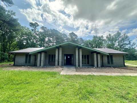 707 Pine Street, Center, TX 75935