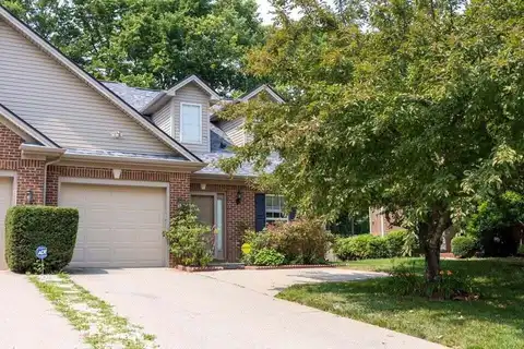 910 Literary Circle, Lexington, KY 40513
