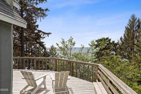 7975 NW Logan Road, Lincoln City, OR 97367