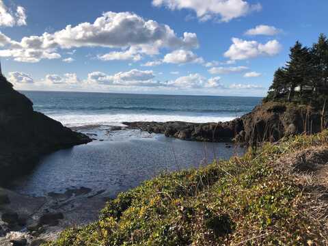 Lot 131 SW Midden Reach, Depoe Bay, OR 97341