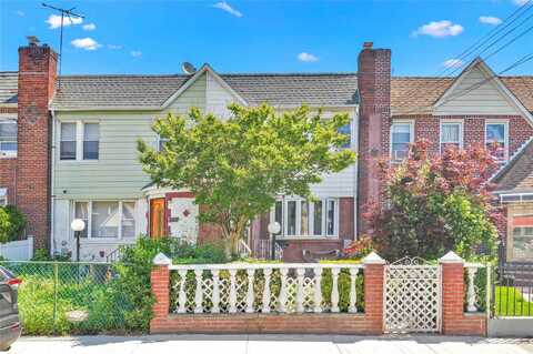 113-23 204th Street, Saint Albans, NY 11412