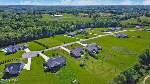 233 Copper Point, Crossville, TN 38555
