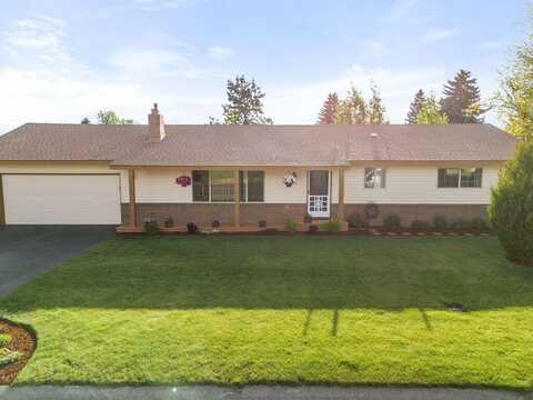 3216 Raymond Street, Klamath Falls, OR 97603