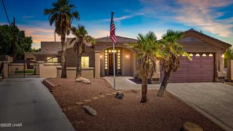 960 Huntington Pl, Lake Havasu City, AZ 86403