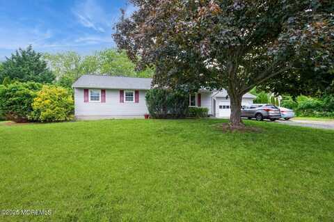 668 Clifton Avenue, Toms River, NJ 08753