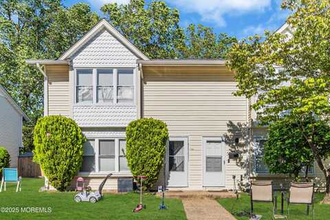 168 Stratford Place, Lakewood, NJ 08701
