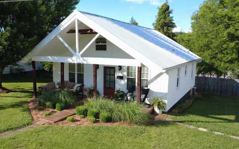 522 3rd Street Street, Newport, TN 37821