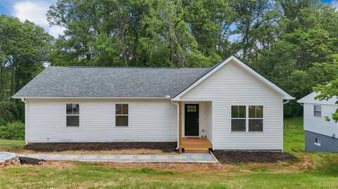 1040 Coronado Lane, Lynchburg, VA 24502
