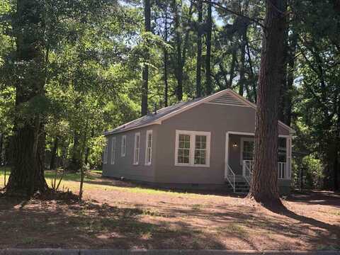 602 Premier Road, Longview, TX 75604