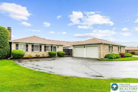 5706 Whitemarsh Drive, Macungie, PA 18062