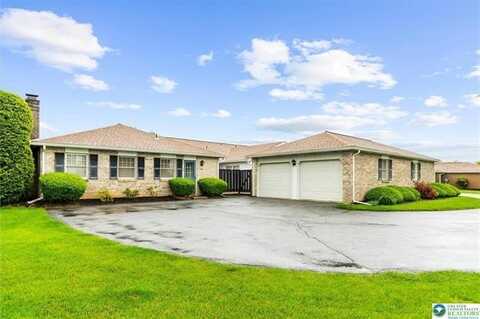 5706 Whitemarsh Drive, Macungie, PA 18062