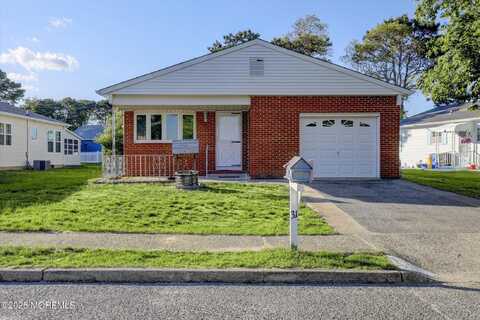 31 Togo Road, Toms River, NJ 08757