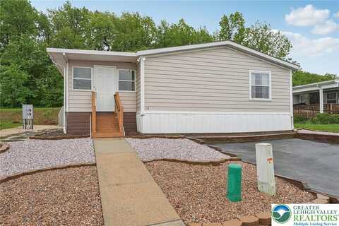 82 Pheasant Drive, Greenwich Twp, PA 19530