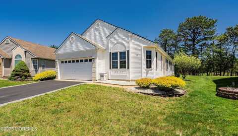 14 Winterton Drive, Toms River, NJ 08757