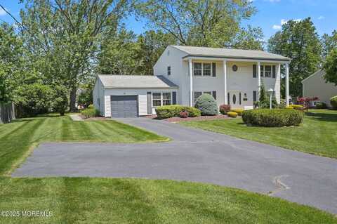 5 Stratford Drive, Manalapan, NJ 07726