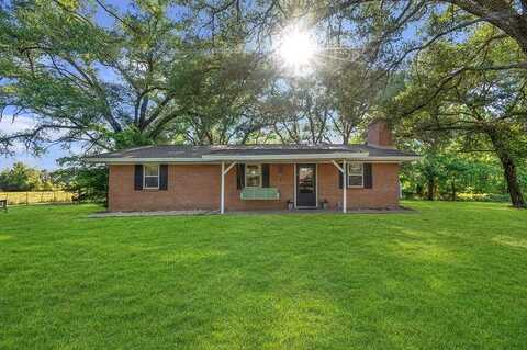 1328 Hyde Road, Huntington, TX 74904