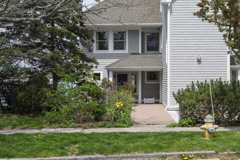 215 High Street, South Portland, ME 04106
