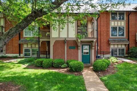 537 Colebrook Drive, Webster Groves, MO 63119