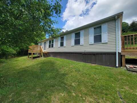 76 Gray Sulphur Springs Rd, PETERSTOWN, WV 24963