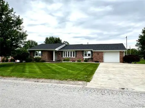 403 Sutton Drive, Palmyra, MO 63461