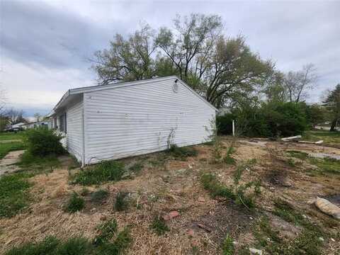 23 Saint Gregory Drive, Cahokia, IL 62206