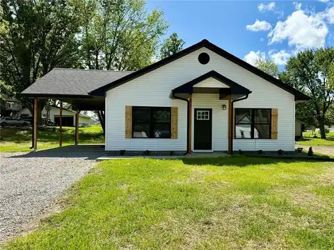 812 Main St, New London, MO 63459
